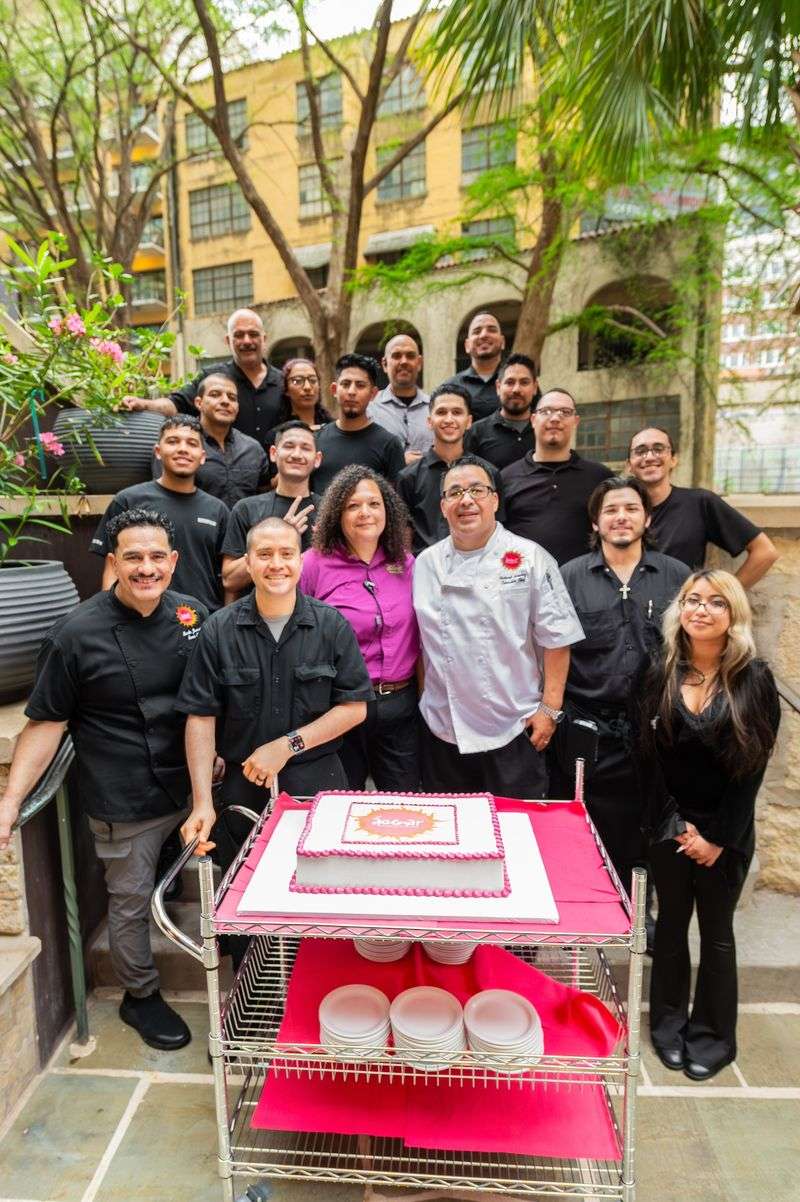 Couple in front of Acenar