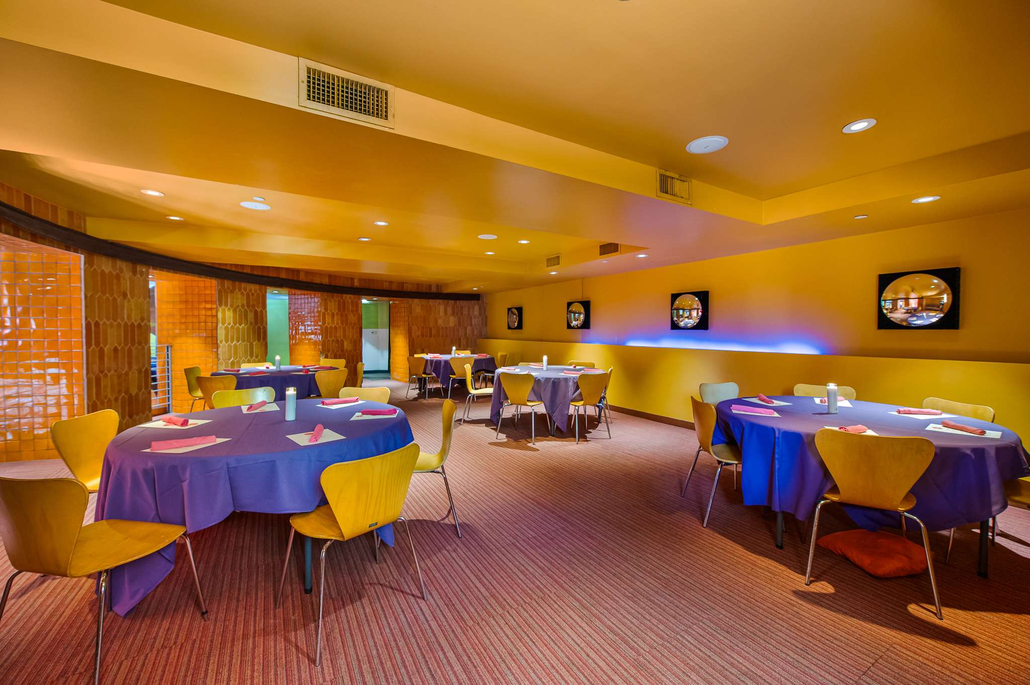 The Arriba Room at Acenar